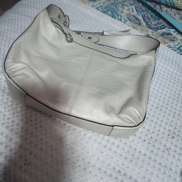 COACH EUC AVERY LEATHER 29360 HOBO BAG - Picture 5 of 10